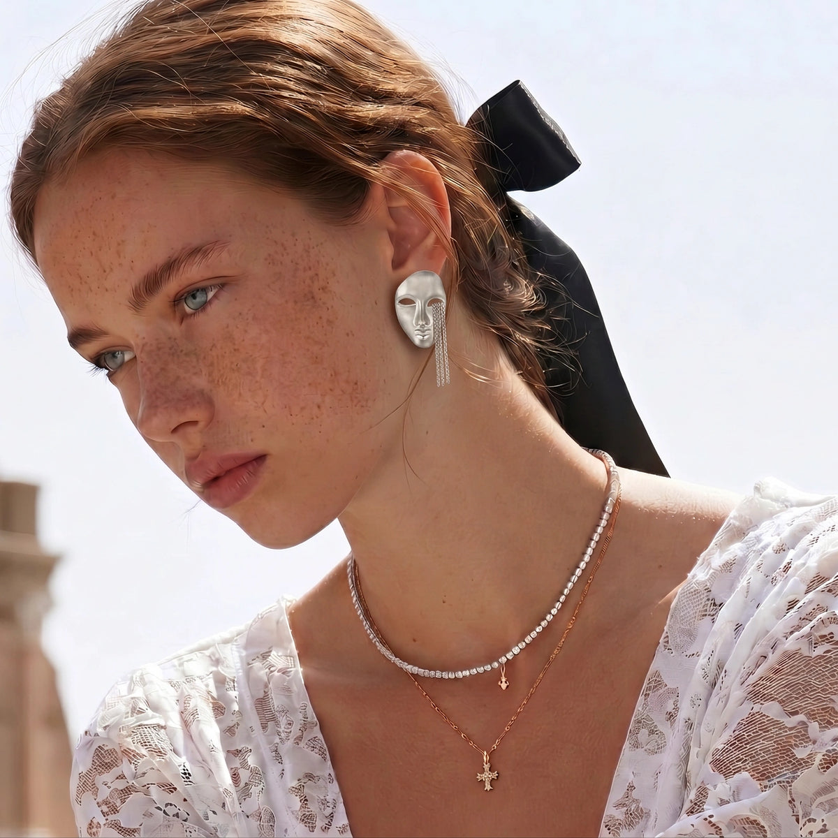 Surreal Face Chain Earrings | L'atelier '92