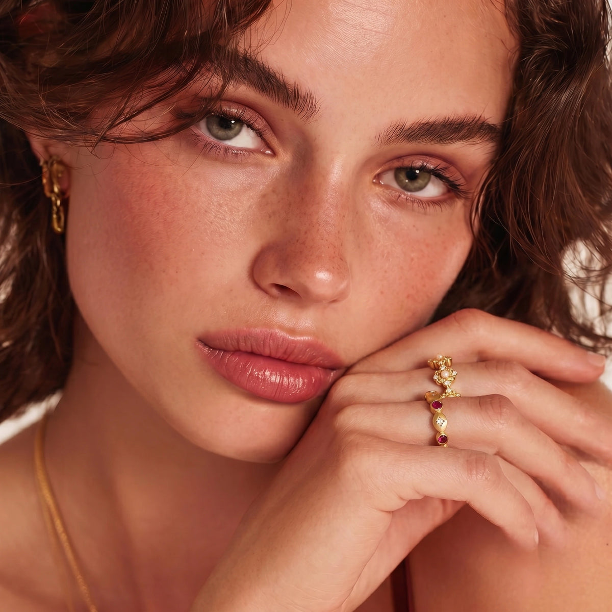 Crimson Orbit Ring | L'atelier '92